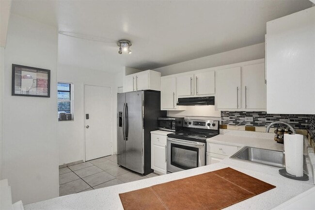 Photo - 1690 NE 191st St Unit 1121