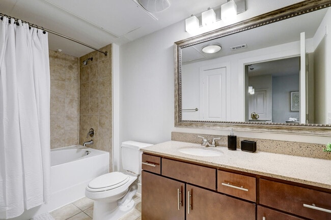 Photo - 2221 W Dallas St Unit GO FL1-ID1028903P