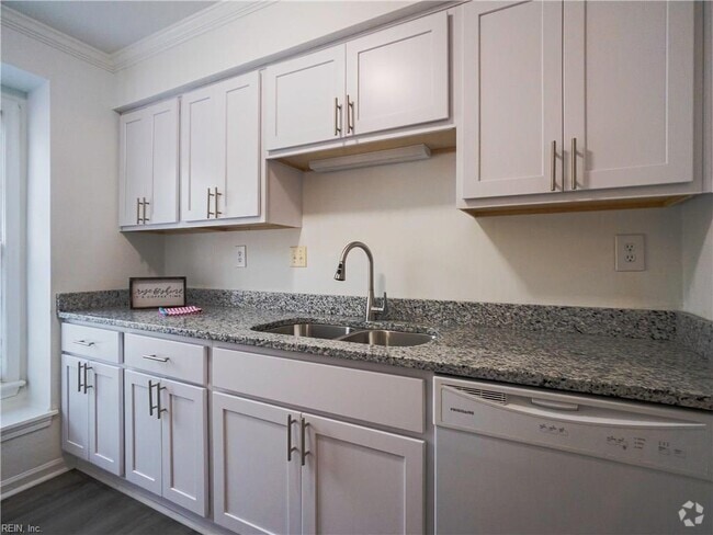 Building Photo - 2407 Rennie Dr Rental