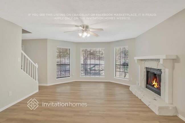 Photo - 5231 Mainstreet Park Dr