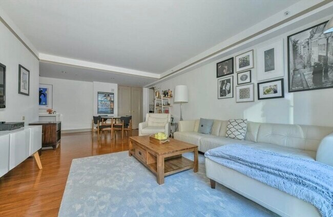 Photo - 3 Avery St Unidad 810