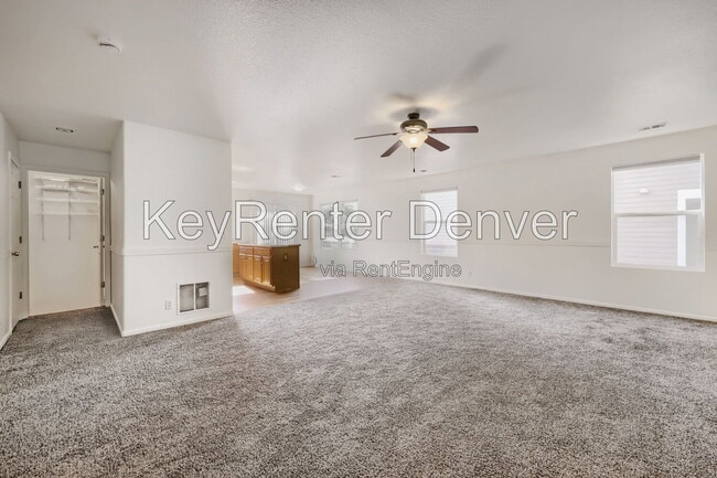 Photo - 10968 York St