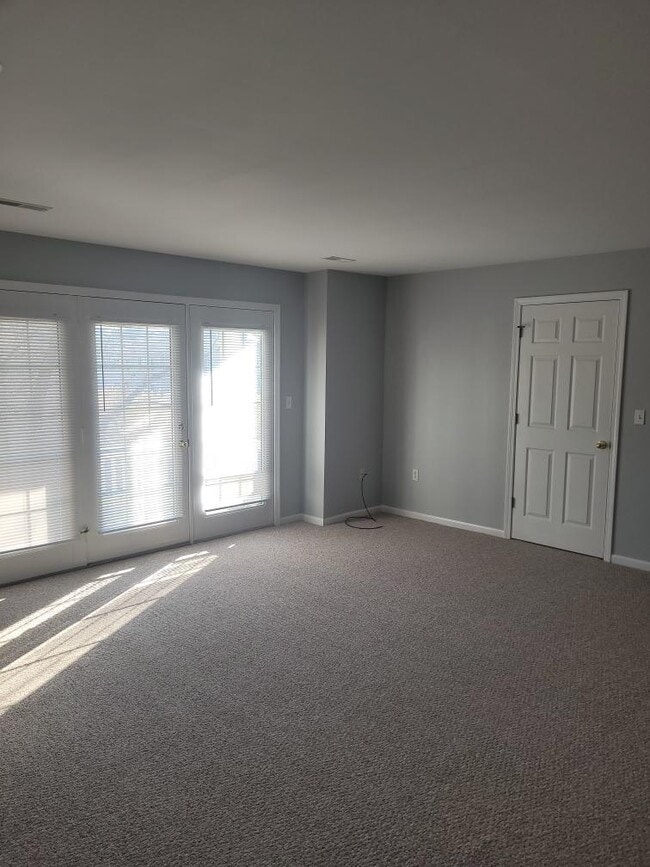 Photo - 2775 N Forest Rd Unit g