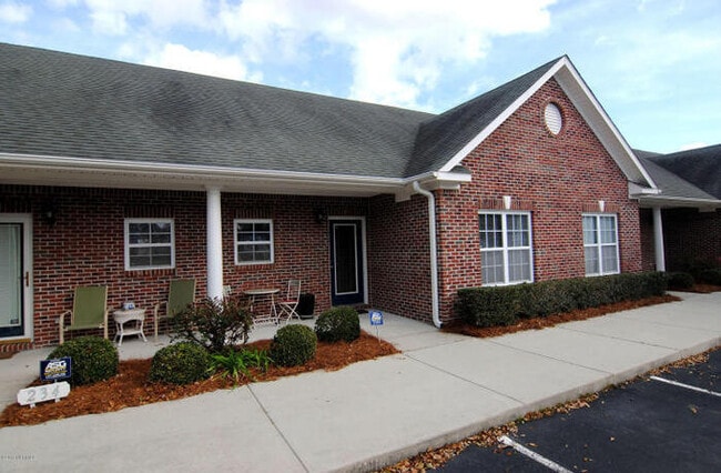 Independence South one level brick patio h... - Independence South one level brick patio h... Casa Adosada