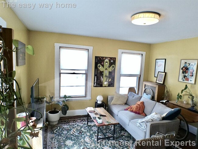 Photo - 26 Dover St Unit Dover Street