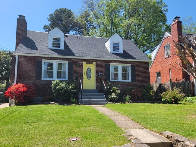 Photo - 2758 W George Mason Rd Unit 1