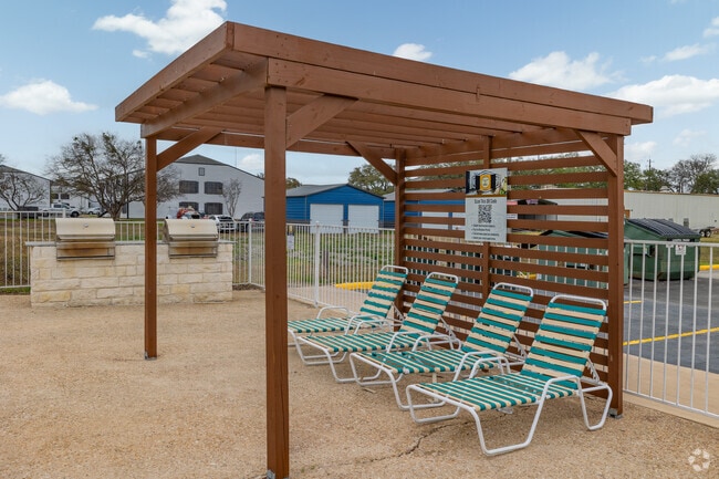 Grill Area - Ranch at 1856 Apartments