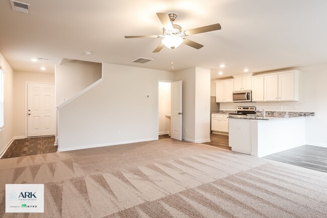 Photo - 6025 Mason Tucker Dr