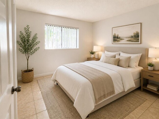 Photo - 351 Palm Way Unit 204