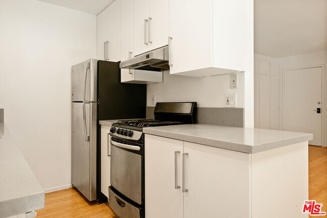 Photo - 2311 4th St Unit 114