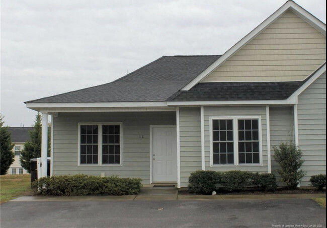 Front Entrance - 112 Willowfield Ln Townhome