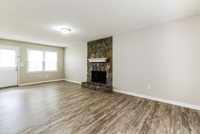 Photo - 216 Windmill Dr