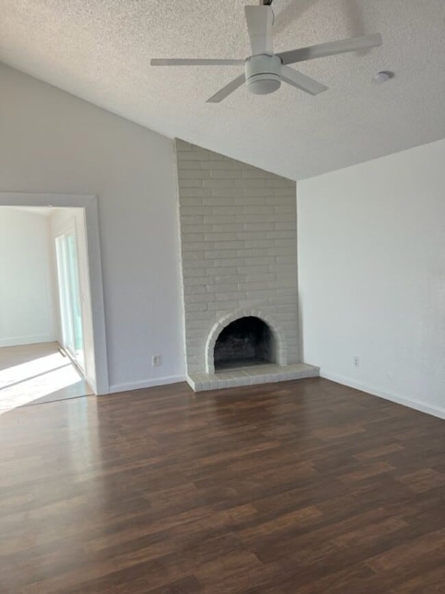 Photo - Duplex in Rancho Cordova!