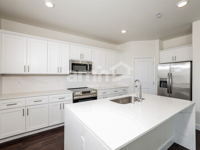 Photo - 6448 Intuition Ln