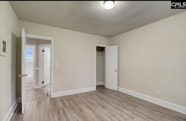 Photo - 2711 School House Rd Unidad A