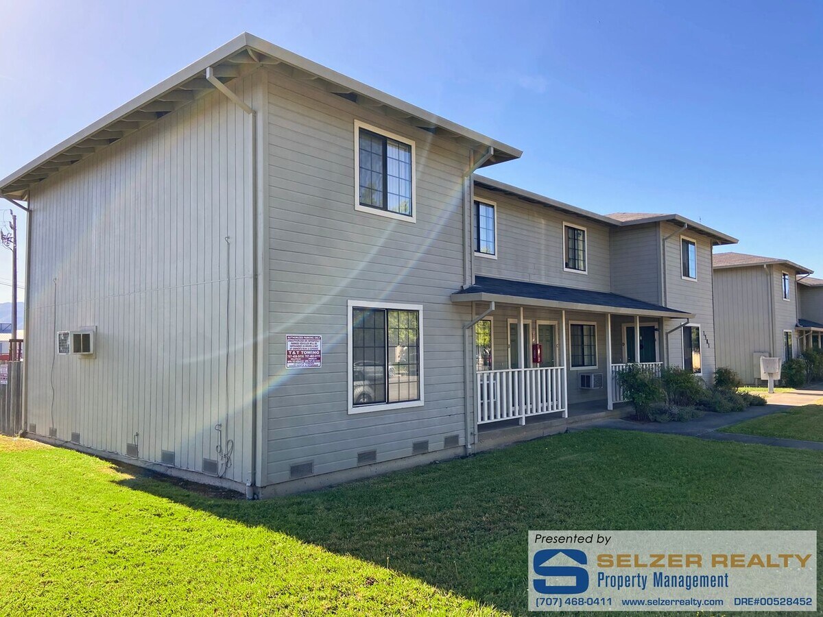 Photo - 1581 N Bush St Unidad #C