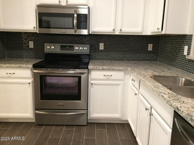 Photo - 2240 E Aire Libre Ave