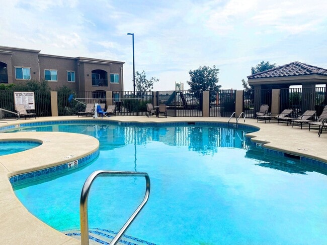 Building Photo - Spring River Luxury Apartment Homes