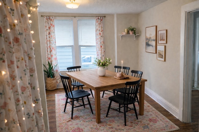 Building Photo - 362 Oldham Ave