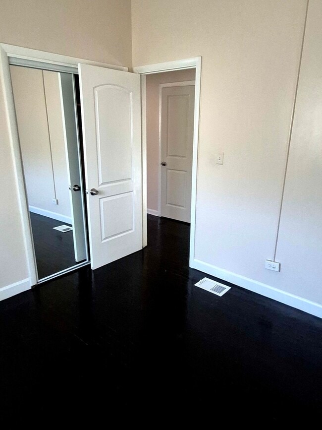 Photo - 1604 20th St