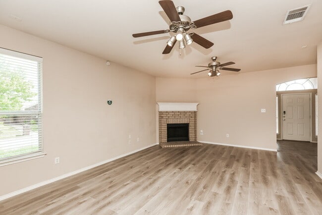 Photo - 1313 Pepperfield Ct