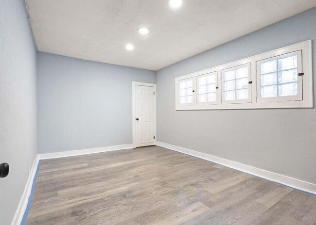 Photo - 4266 W Highland Blvd Unit lower