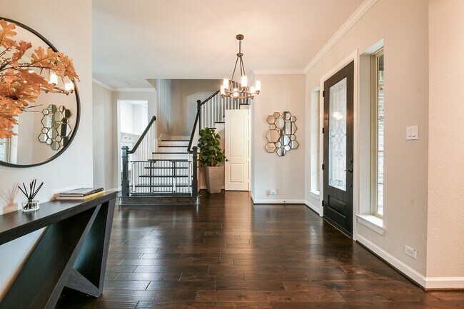 Photo - 10215 Palmour Pass