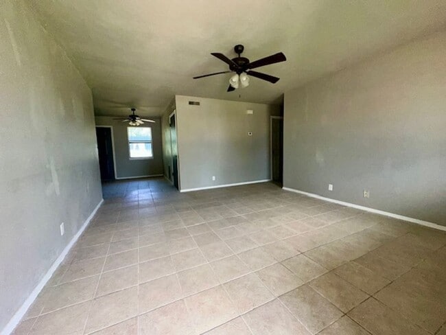 Photo - 3 Bedroom and 1.5 Bathroom Home in Tecumseh