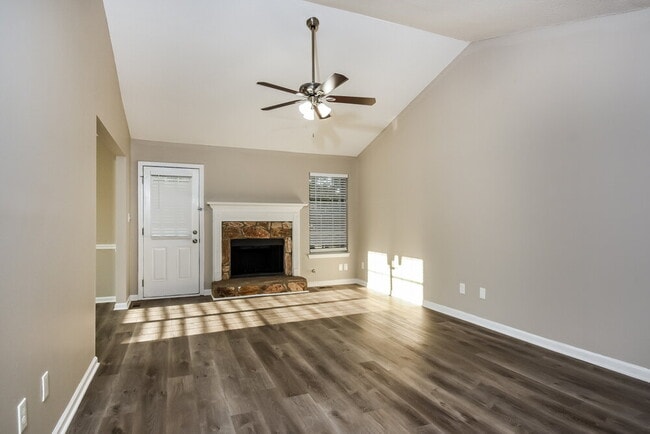 Photo - 2959 Jamey Ln