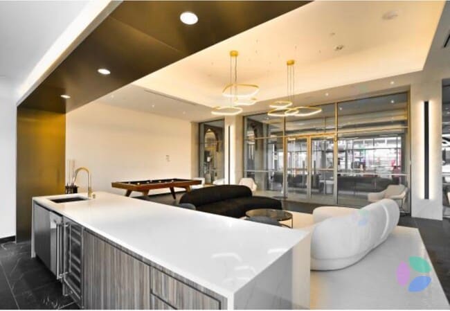 Photo - 3000 Boul Thimens Unité 821