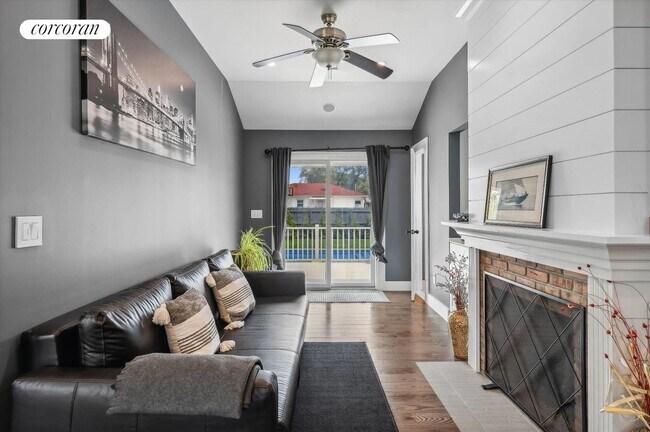 Photo - 53 Windward Way