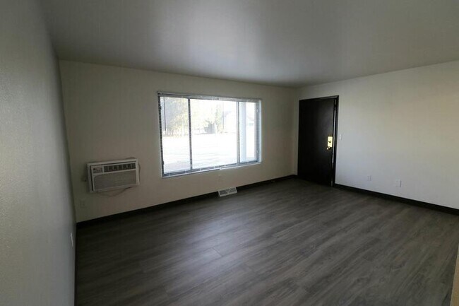 Photo - 356 E Marquette St