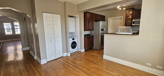 Photo - 38 N Menard Ave Unit 3A