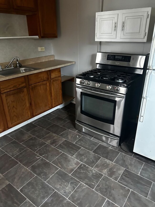 707-709-709 20th St Unidad 707- #2