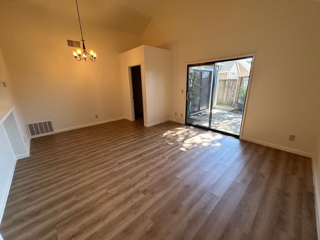 Photo - 16703 Audrey Dr