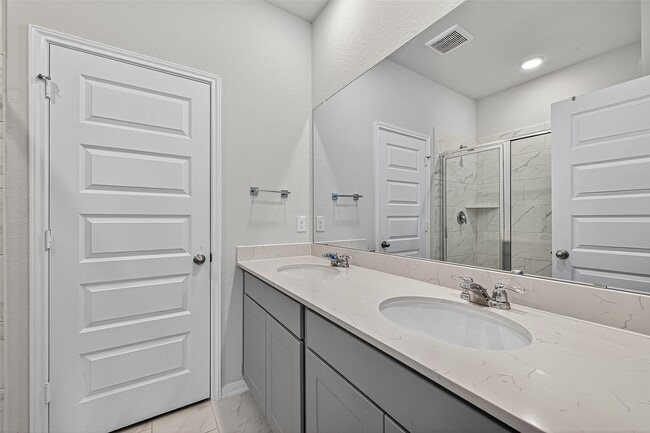 Building Photo - 8304 Bristlecone Pne Wy