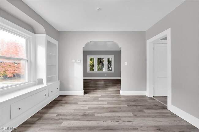 Photo - 19792 Pasnow Ave Unidad UP