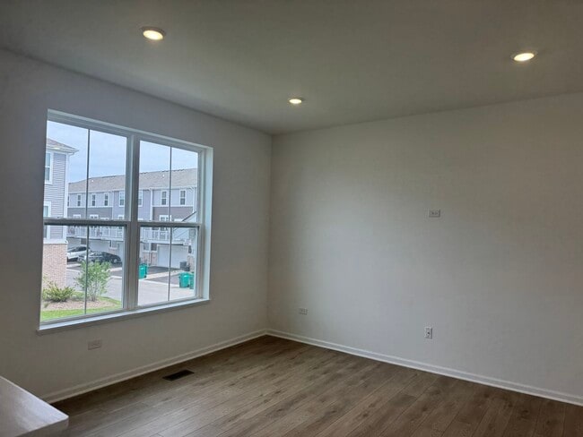 Photo - 14945 S McCarthy Cir