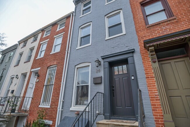 Photo - 26 S Washington St