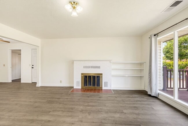 Photo - 1007 Murray Ave