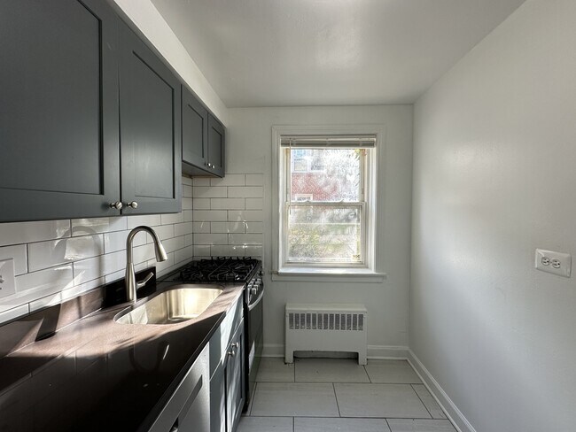 Photo - 6719 N California Ave Unit SG