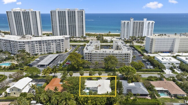 Photo - 2929 Banyan Rd House