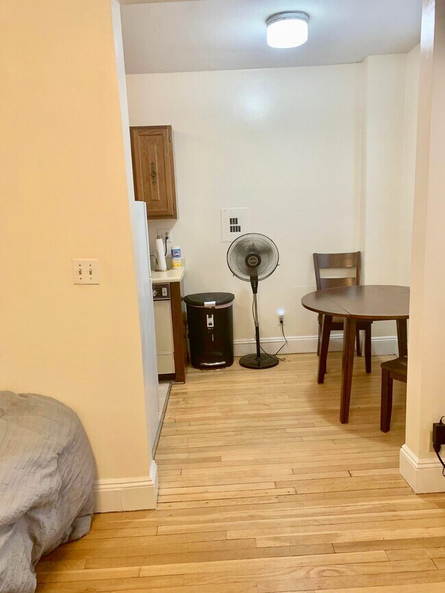 Photo - 48 Strathmore Rd Unit 24