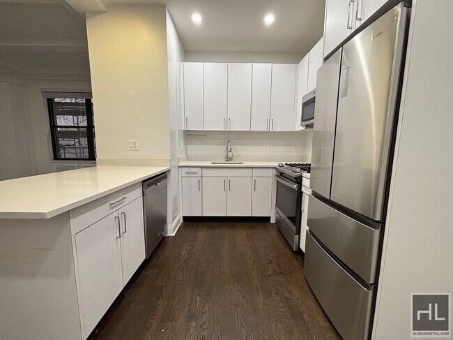 Photo - WEST 58 STREET Unit 4A