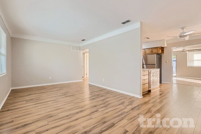 Photo - 5360 25th Ave N