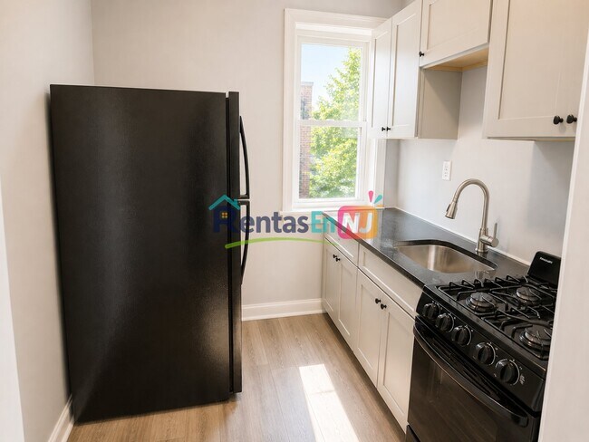 Photo - 233 Littleton Ave Unit 11C