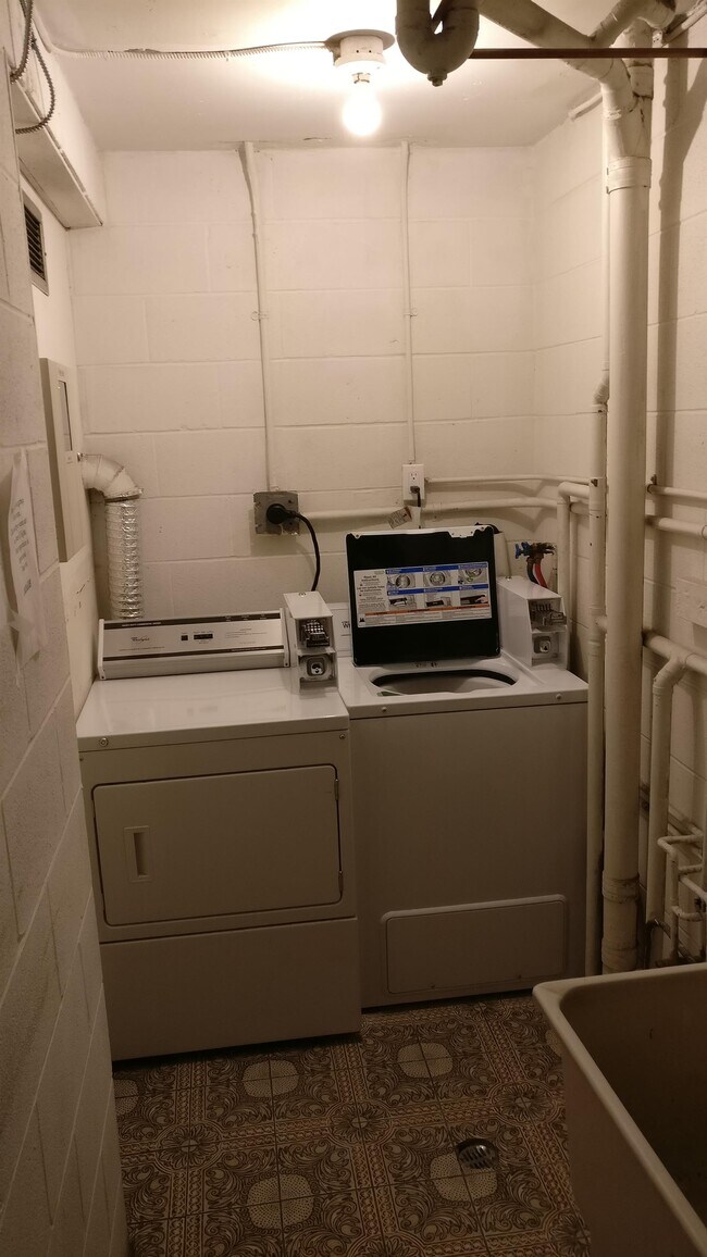 Photo - 1700 University Ave W Unit 203