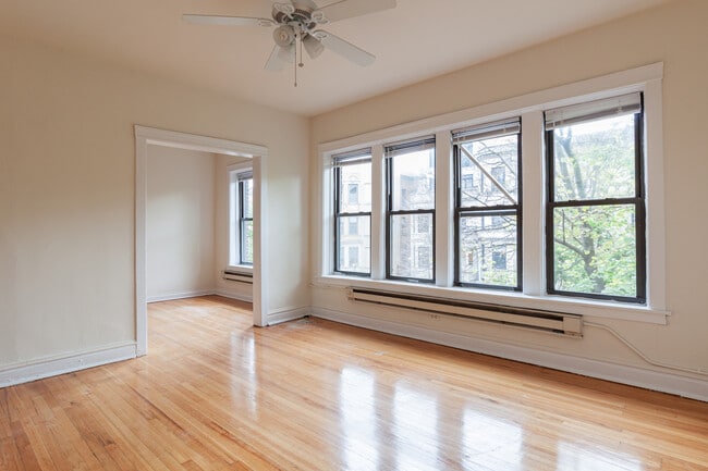 Photo - 3826 N Fremont St Unit E3