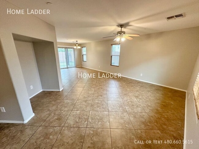 Photo - 2223 S Buckaroo Trail