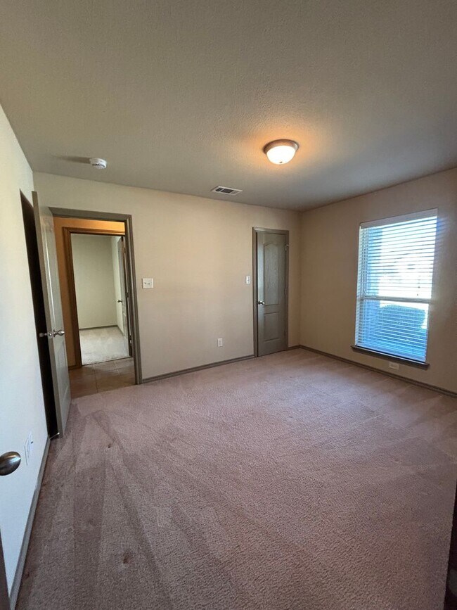 Photo - 1683 Potomac Dr